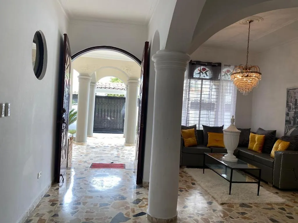 Vivienda Gurabo, En Santiago Villa Santiago De Los Caballeros 0*,